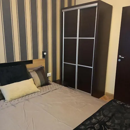 Апартамент Location Банско